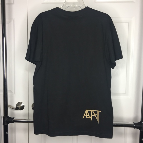 ADAPT “gold blooded” Tee - Picture 4 of 5